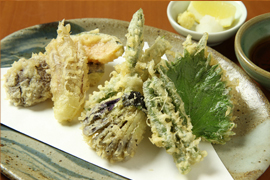 季節の野菜の天ぷら